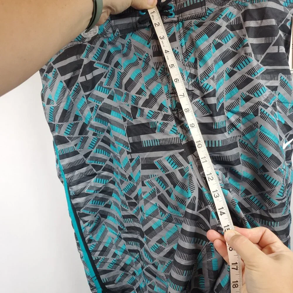 Nike Mens Blue Grey Geometric Print Logo NWT Sz XXL Swim Shorts